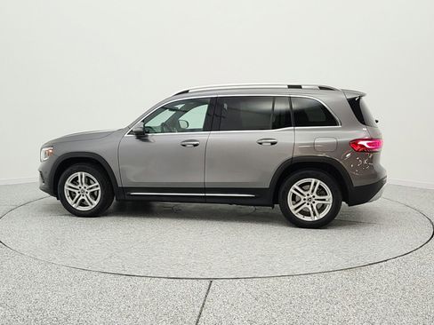 Used 2022 Mercedes-Benz GLB 250 image 8