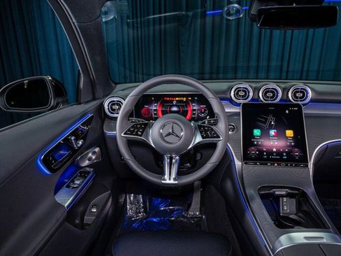 New 2026 Mercedes-Benz GLC 300 image 15