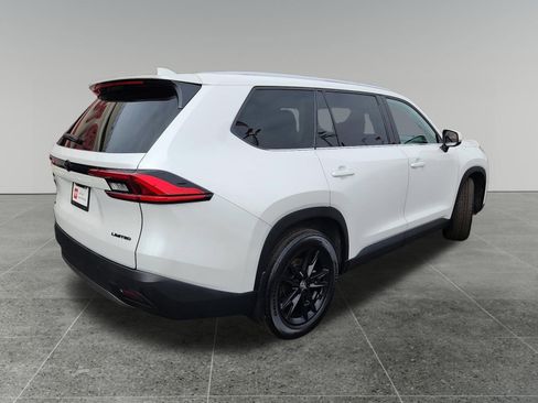 Certified 2024 Toyota Grand Highlander Limited image 7