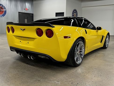 Used 2007 Chevrolet Corvette Z06 w/ Preferred Equipment Group image 14