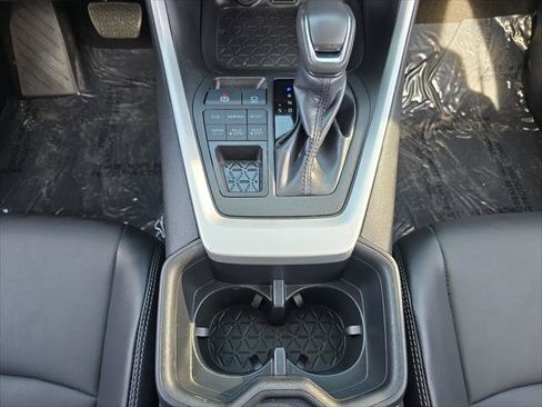 Certified 2023 Toyota RAV4 XLE Premium AWD/4WD image 17