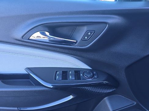 Used 2024 Chevrolet Trax LT image 12