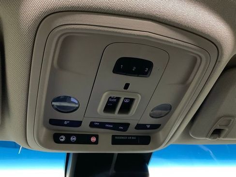 Used 2018 Cadillac XTS Luxury w/ Driver Awareness Package image 16