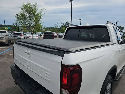 Used 2025 Honda Ridgeline RTL image 16