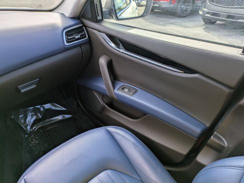 Used 2018 Maserati Ghibli S Q4 image 16