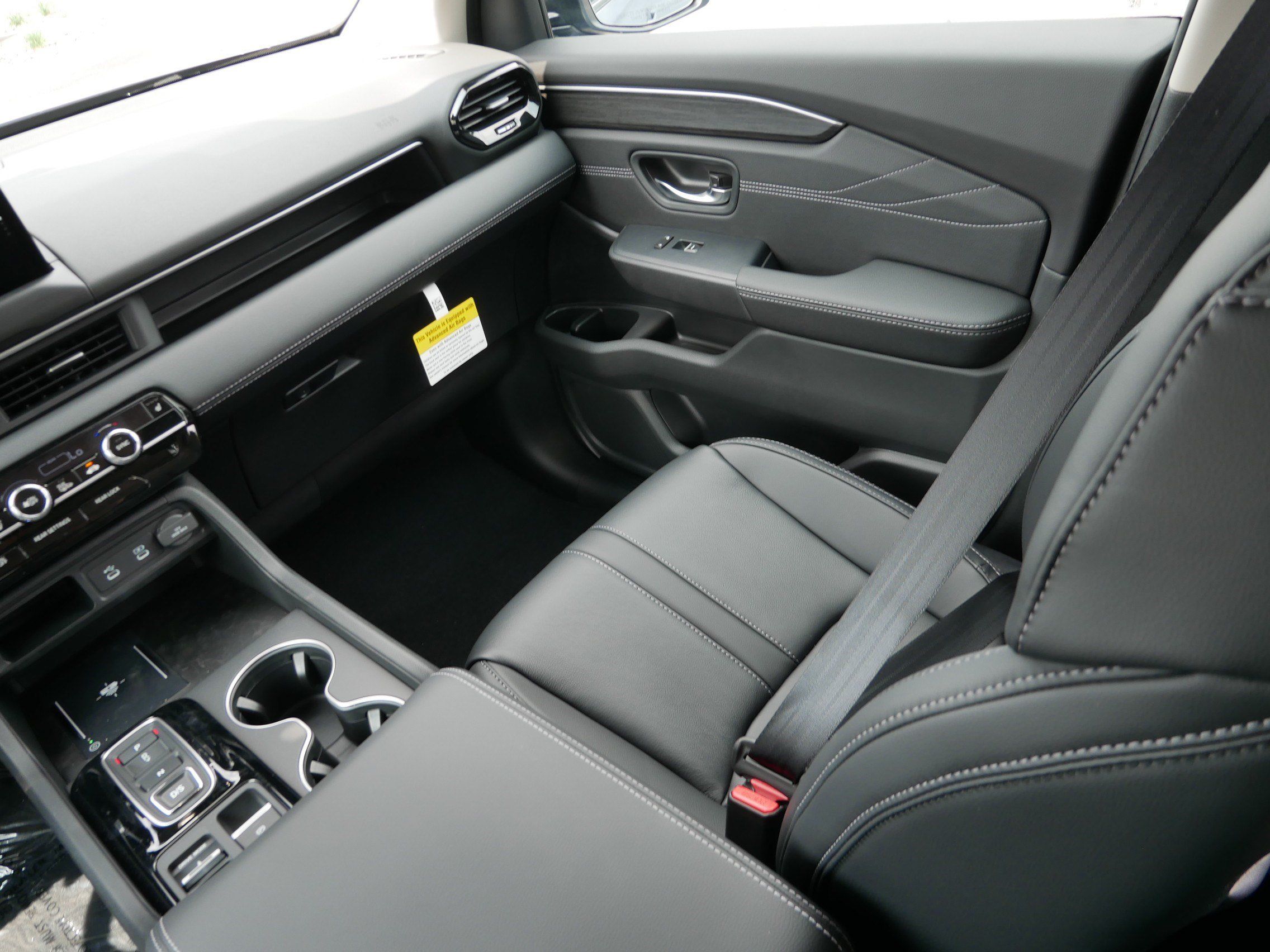 New 2026 Honda Pilot Touring image 11