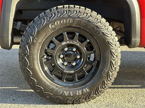 Used 2024 GMC Sierra 1500 AT4X w/ AT4X AEV Edition image 33