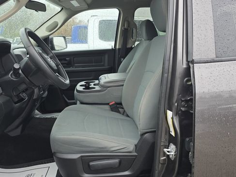 Used 2018 RAM 1500 Express w/ Express Value Package image 9