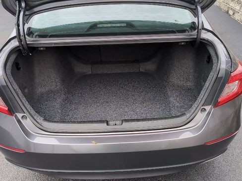 Used 2018 Honda Accord EX-L image 28