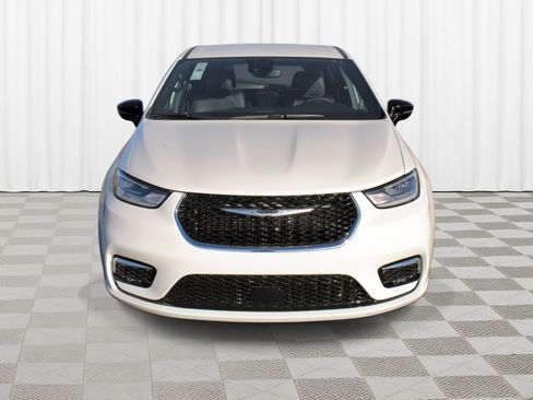 New 2026 Chrysler Pacifica Select image 28