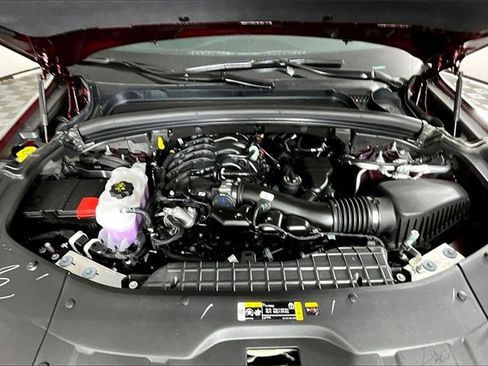 New 2025 Jeep Grand Cherokee Laredo image 2