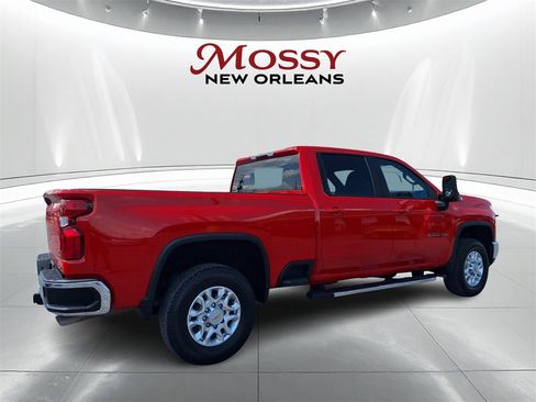 Used 2024 Chevrolet Silverado 2500 LT image 5