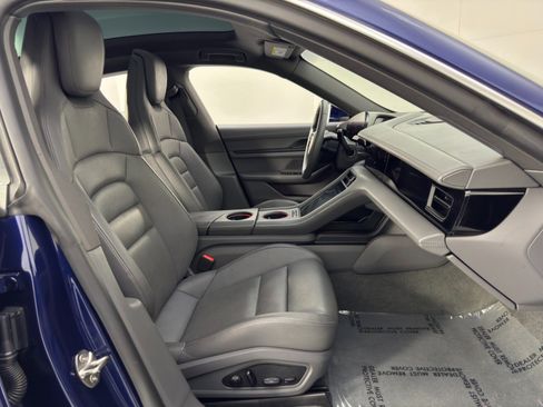 Used 2020 Porsche Taycan 4S w/ Premium Package image 16