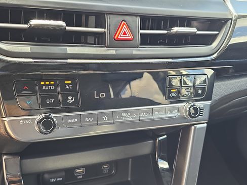 Certified 2025 Kia Seltos S image 24