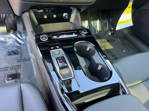 New 2025 Audi A6 e-tron Ultra image 25