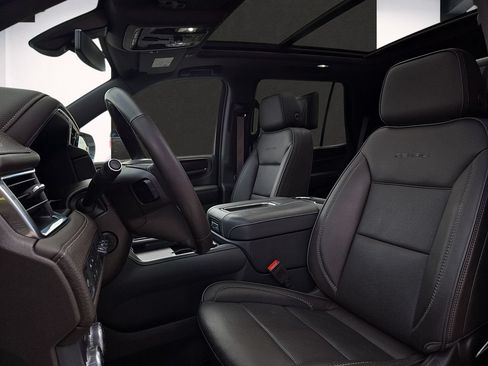 Used 2021 GMC Yukon Denali AWD/4WD image 14