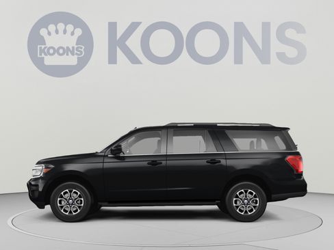 Used 2024 Ford Expedition Max XLT RWD image 2