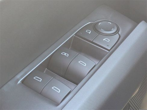 New 2026 GMC Canyon Elevation w/ Convenience Package image 24