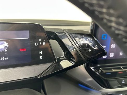 Used 2022 Volkswagen ID.4 Pro S image 18