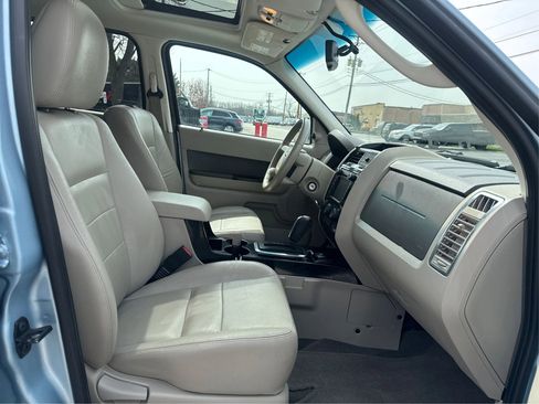 Used 2009 Ford Escape 4WD Hybrid image 24