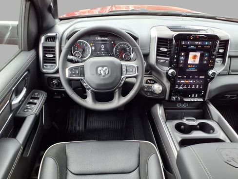 New 2026 RAM 1500 Laramie AWD/4WD image 4