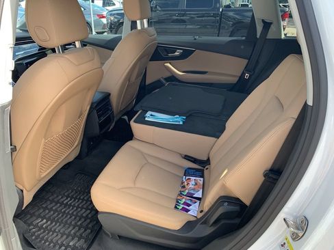 Certified 2023 Audi Q7 3.0T Premium Plus AWD/4WD image 3