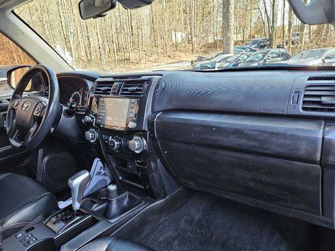 Used 2021 Toyota 4Runner TRD Off-Road Premium image 40