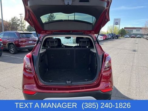 Used 2022 Buick Encore Preferred w/ Safety Package image 8
