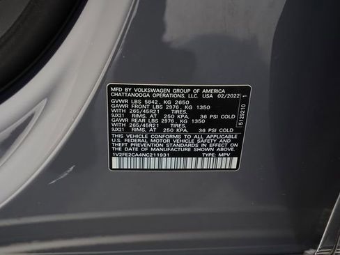 Used 2022 Volkswagen Atlas Cross Sport SEL Premium R-Line image 30