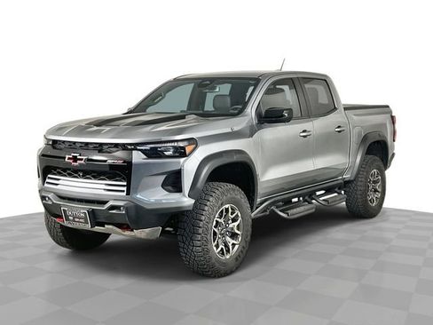 Used 2024 Chevrolet Colorado ZR2 w/ ZR2 Convenience Package III AWD/4WD image 1