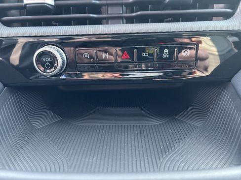 New 2026 Ford Explorer ST-Line w/ ST-Line Street Pack image 23