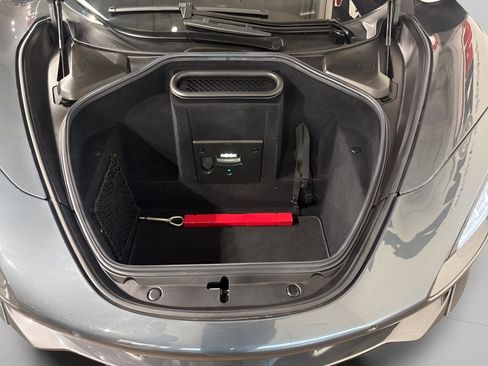 Used 2018 McLaren 720S RWD image 31