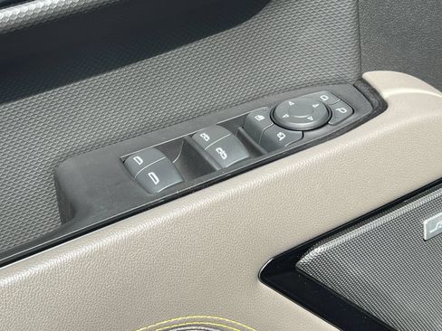 Used 2023 Chevrolet Silverado 1500 ZR2 w/ Technology Package AWD/4WD image 17