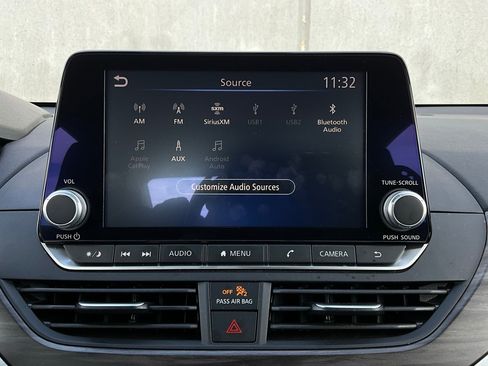 Used 2025 Nissan Altima 2.5 SV image 29