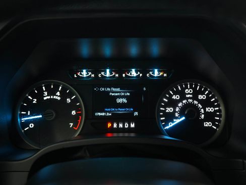 Used 2018 Ford F150 XLT w/ Equipment Group 302A Luxury AWD/4WD image 22