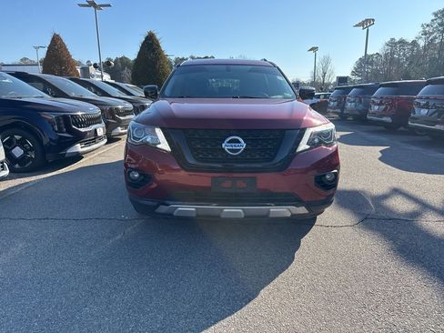 Used 2020 Nissan Pathfinder SL image 6