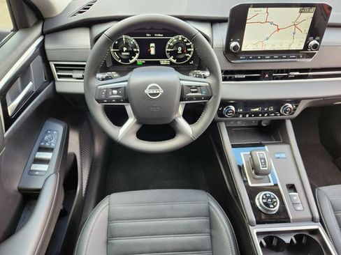 New 2026 Nissan Rogue SL AWD/4WD image 15