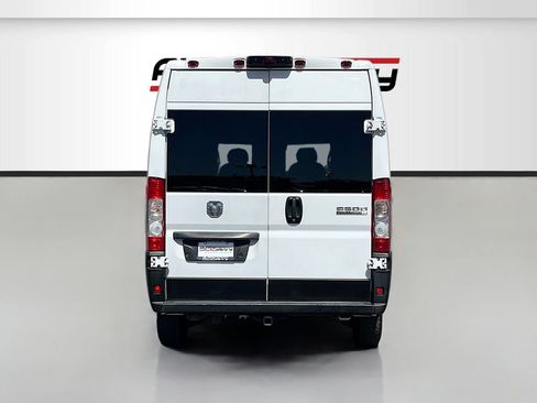 Used 2023 RAM ProMaster 2500 w/ Advance Safety Group (B) FWD image 6