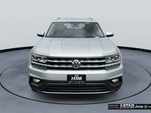 Used 2018 Volkswagen Atlas SE FWD image 2