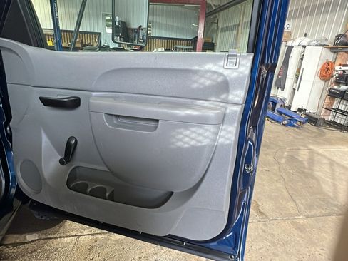 Used 2010 Chevrolet Silverado 3500 W/T w/ Snow Plow Prep Package image 23