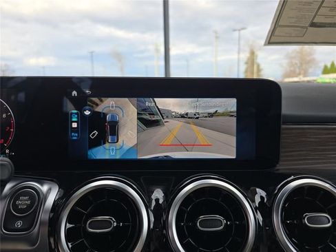 New 2026 Mercedes-Benz GLB 250 4MATIC image 29