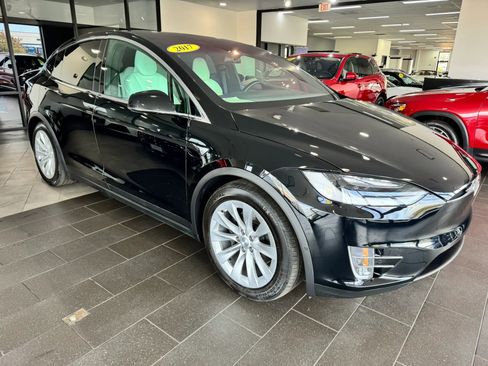 Used 2017 Tesla Model X 100D image 6