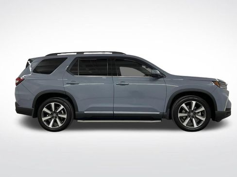 Certified 2025 Honda Pilot Touring image 33