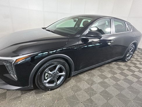 Used 2025 Kia K4 FWD image 6