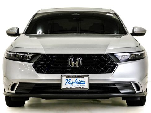 Used 2024 Honda Accord EX image 2