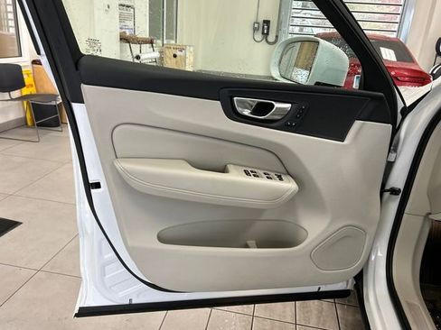 Certified 2023 Volvo XC60 B5 Plus w/ Climate Package image 9