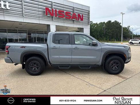 Certified 2025 Nissan Frontier PRO-4X w/ Pro Premium Package AWD/4WD image 11