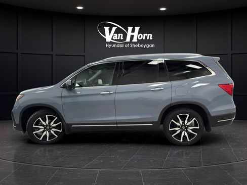 Used 2022 Honda Pilot Touring image 6