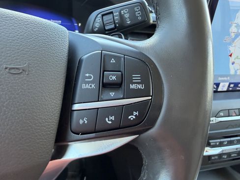 Used 2020 Ford Explorer Platinum w/ Premium Technology Package image 27