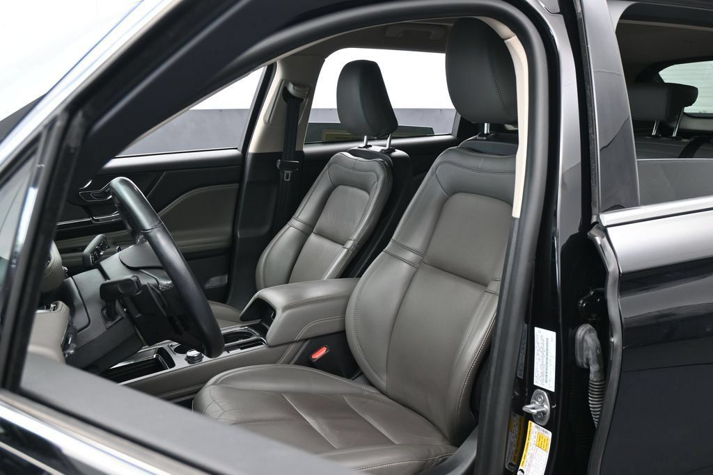 Used 2024 Lincoln Corsair Grand Touring AWD/4WD image 10